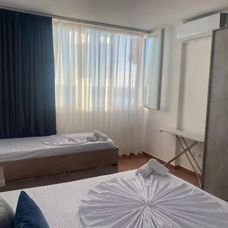 Kenza Apartment Shengjin
